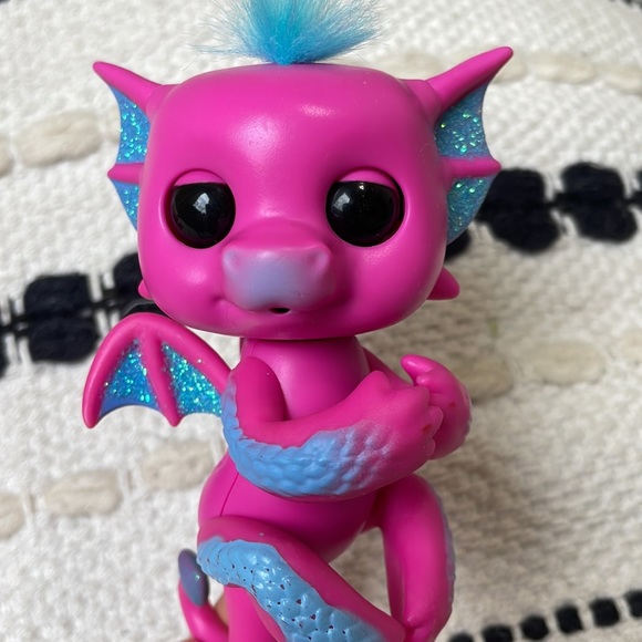 LOT of 3 Fingerlings Electronic Toys Movements Sounds Plus Furry Finger Cling - Picture 4 of 9